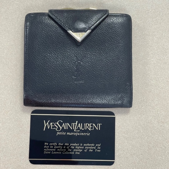 Yves Saint Laurent Vintage Compact Kiss Lock Wallet - Black - Preowned - Picture 2 of 15